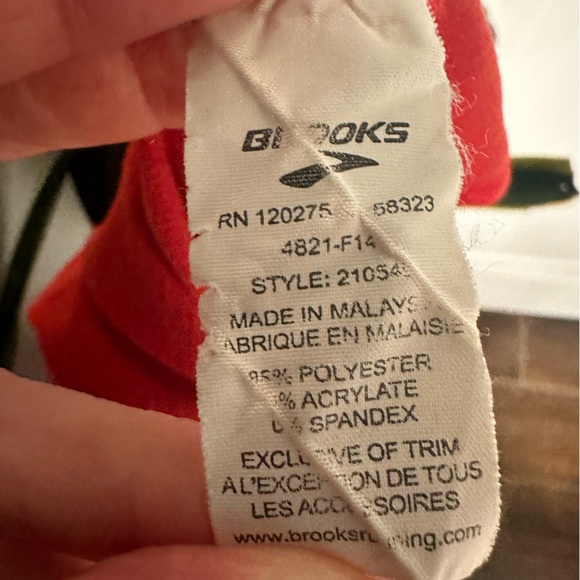 Brooks Equilibrium Technology 1/4 Zip Activewear Running Pullover Men's med Red - Picture 10 of 11